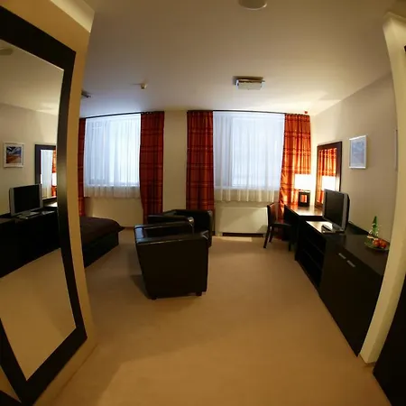 Hotel Aston 3*