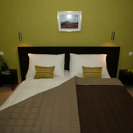 Aston Hotel 3*