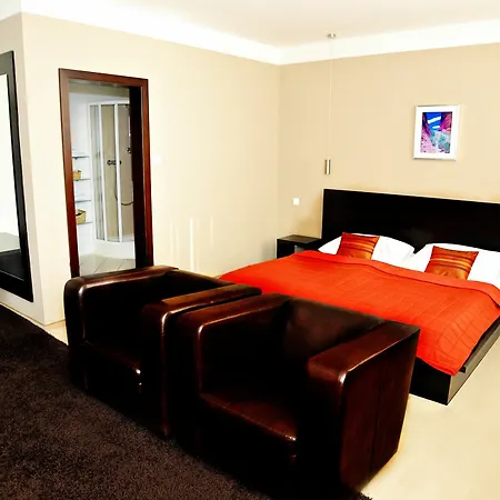 Aston 3* Bratislava