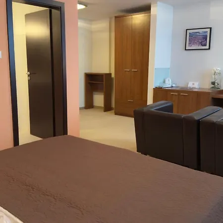 Hotel Aston
